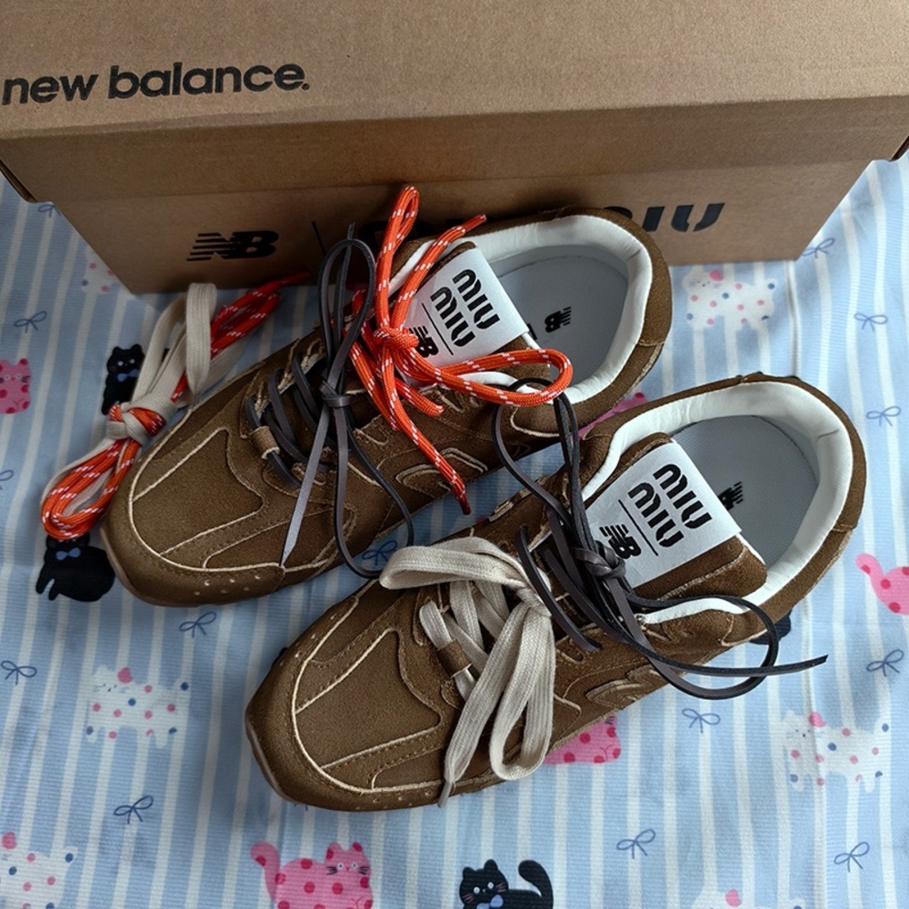 New Balance X Miu Miu 530 Suede Dark Brown Sneakers